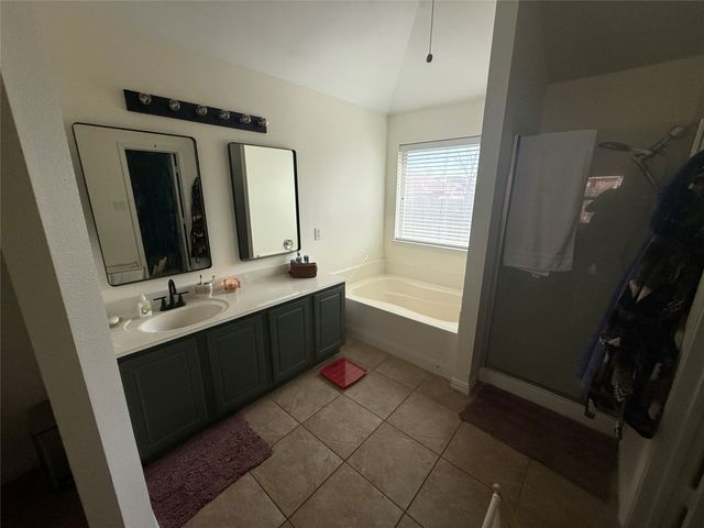 4045 Diamond Ridge Drive, Fort Worth, TX 76244