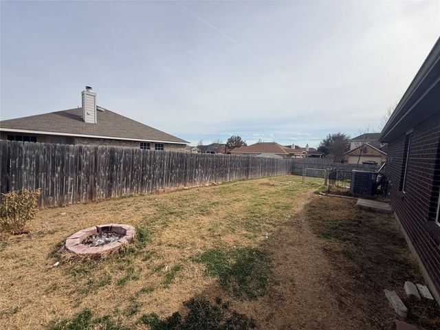 4045 Diamond Ridge Drive, Fort Worth, TX 76244