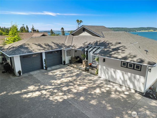 407 Vanderlin Drive, Camano Island, WA 98282