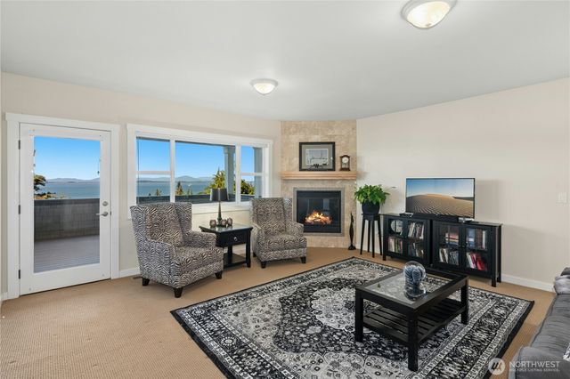 407 Vanderlin Drive, Camano Island, WA 98282