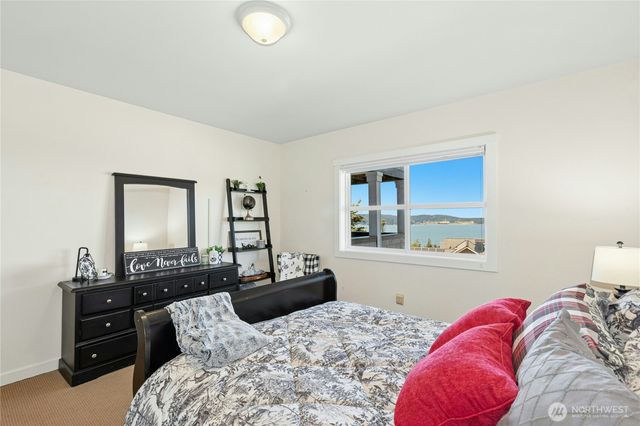 407 Vanderlin Drive, Camano Island, WA 98282