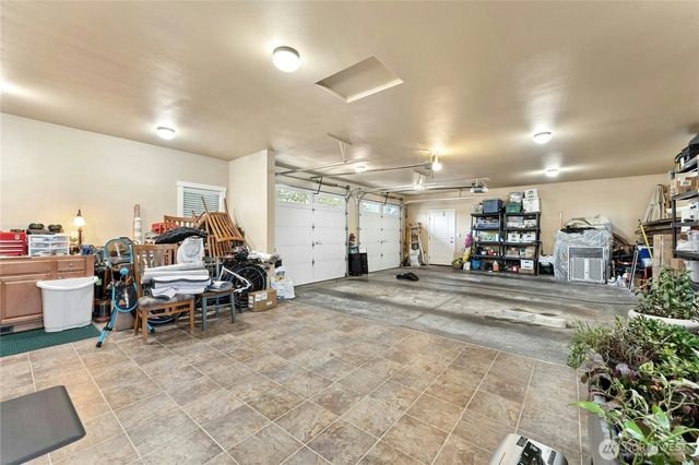 407 Vanderlin Drive, Camano Island, WA 98282