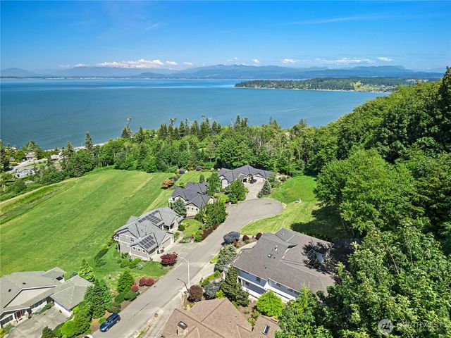 407 Vanderlin Drive, Camano Island, WA 98282