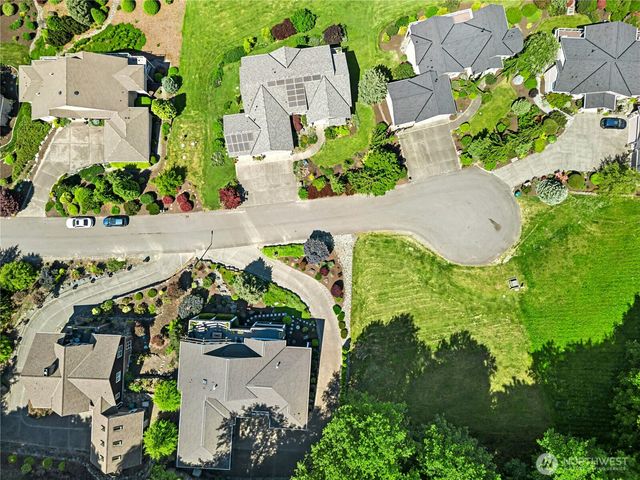 407 Vanderlin Drive, Camano Island, WA 98282