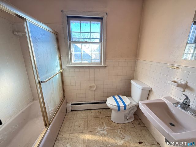 409 Boston Street, Guilford, CT 06437