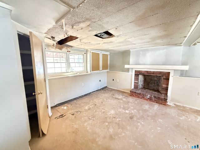 409 Boston Street, Guilford, CT 06437