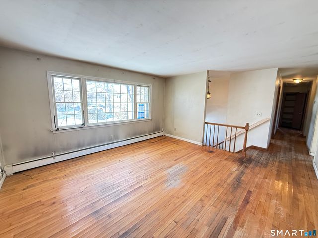 409 Boston Street, Guilford, CT 06437