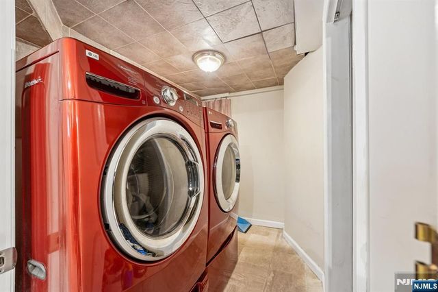 4 Greenwood Avenue, West Orange, NJ 07052