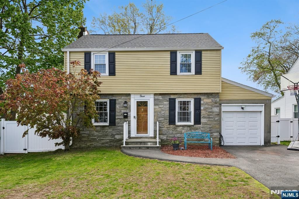 4 Greenwood Avenue, West Orange, NJ 07052