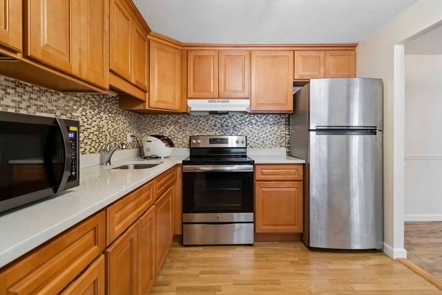 388 Great Rd B14, Acton, MA 01720