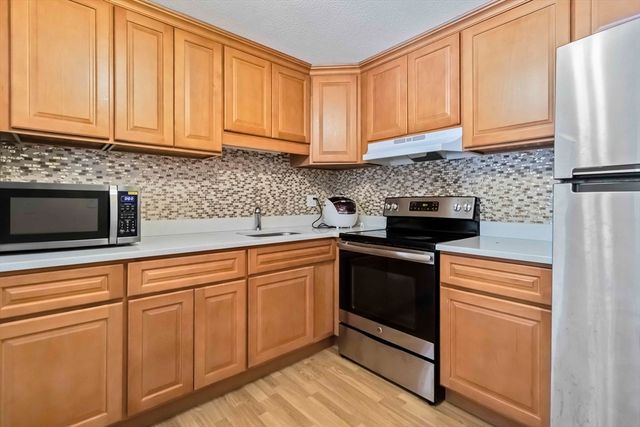 388 Great Rd B14, Acton, MA 01720