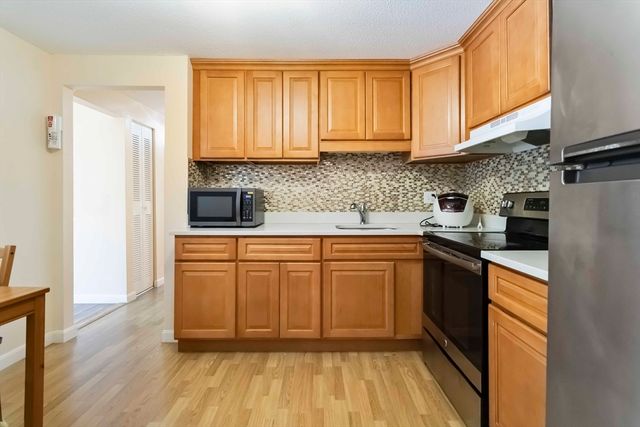 388 Great Rd B14, Acton, MA 01720