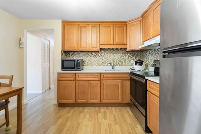 388 Great Rd B14, Acton, MA 01720