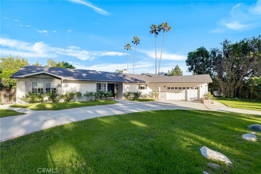 Image 1 of property listing at 10238 Tunney, Northridge, CA 91324