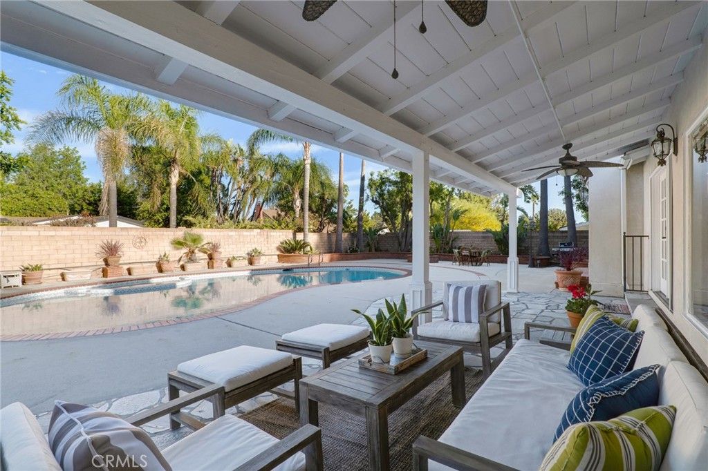 Image 44 of property listing at 10238 Tunney, Northridge, CA 91324