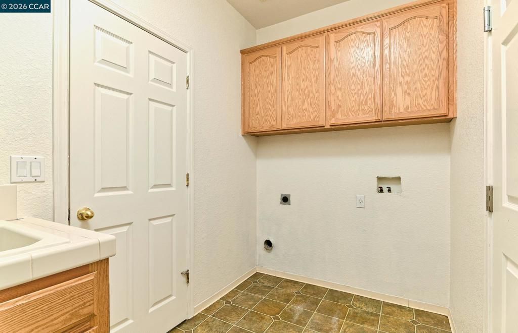 Image 22 of property listing at 536 Pestana Ave, Manteca, CA 95336