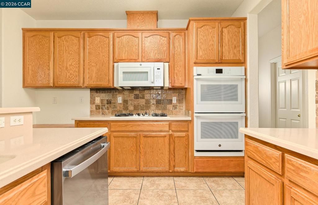 Image 4 of property listing at 536 Pestana Ave, Manteca, CA 95336