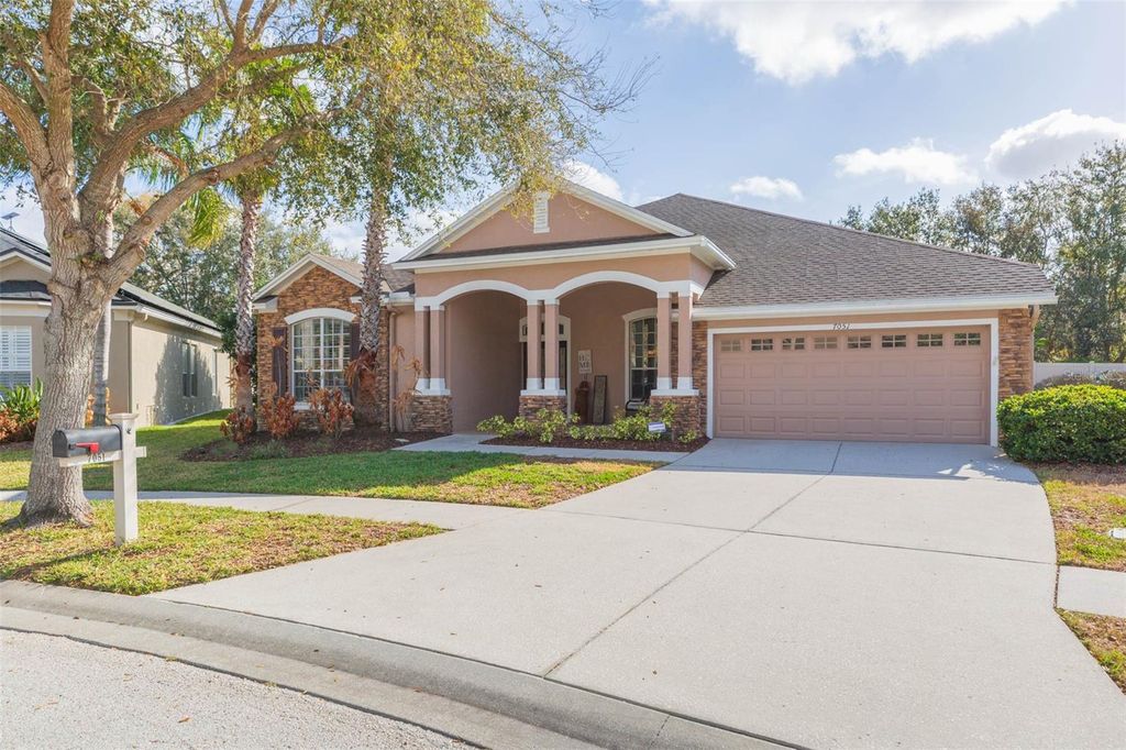 7051 DERWENT GLEN CIRCLE, Land O Lakes, FL 34637