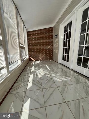 647 N TAZEWELL ST, Arlington, VA 22203