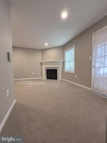 647 N TAZEWELL ST, Arlington, VA 22203