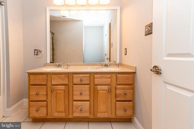 1869 WHISPERING WOODS WAY, Vineland, NJ 08360