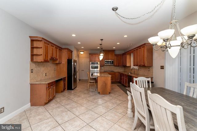 1869 WHISPERING WOODS WAY, Vineland, NJ 08360