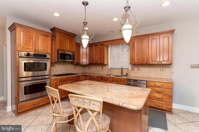1869 WHISPERING WOODS WAY, Vineland, NJ 08360