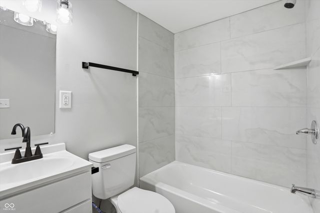 414 N Tacoma Avenue, Indianapolis, IN 46201