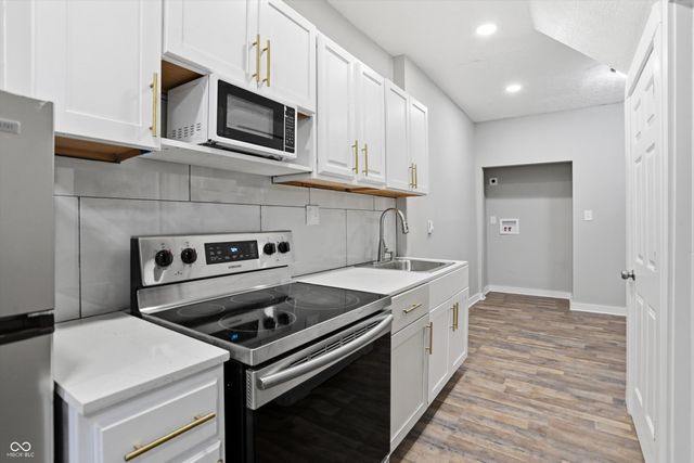 414 N Tacoma Avenue, Indianapolis, IN 46201