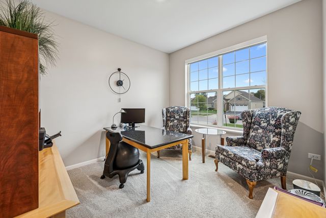 431 Mahogany Drive, Algonquin, IL 60102