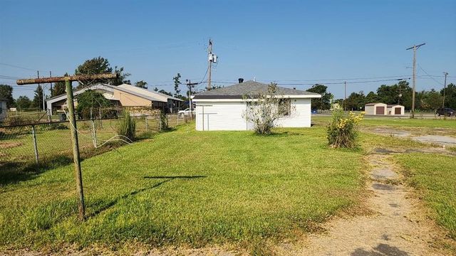 2114 N Simmons Street, Lake Charles, LA 70601