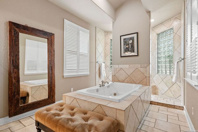 51 Three Lakes, San Antonio, TX 78248