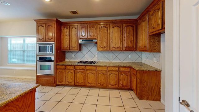 13646 Valencia Drive, Frisco, TX 75035