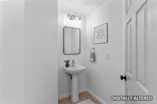 60 Narcissus Ct, Oakley, CA 94561