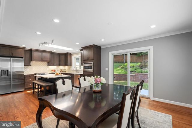 9322 GLENBROOK RD, Fairfax, VA 22031