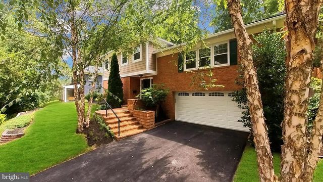 9322 GLENBROOK RD, Fairfax, VA 22031