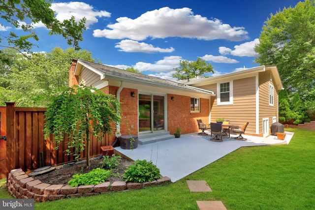 9322 GLENBROOK RD, Fairfax, VA 22031