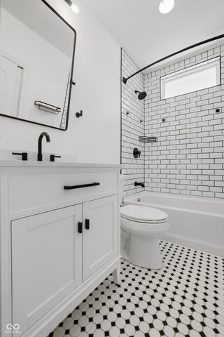 213 E Madison Avenue, Pendleton, IN 46064