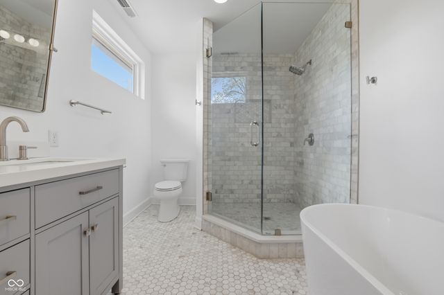 213 E Madison Avenue, Pendleton, IN 46064