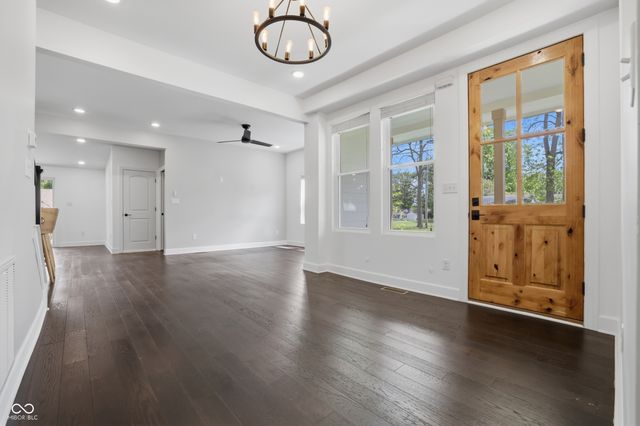213 E Madison Avenue, Pendleton, IN 46064