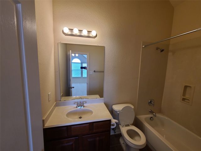 9729 Stripling Drive, Fort Worth, TX 76244