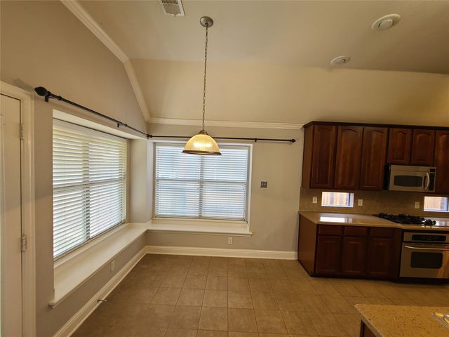 9729 Stripling Drive, Fort Worth, TX 76244