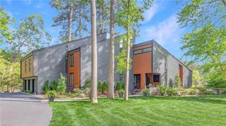 2725 River Rd RD, Virginia Beach, VA 23454