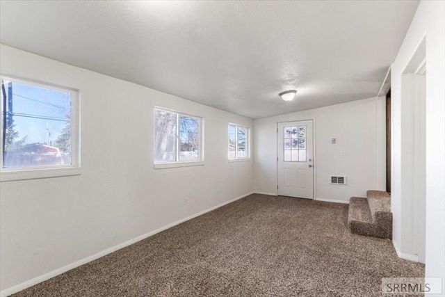 153 N 3rd E, Rexburg, ID 83440