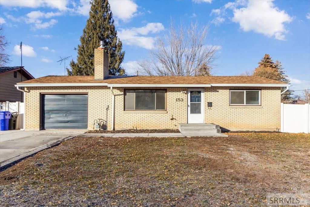 153 N 3rd E, Rexburg, ID 83440