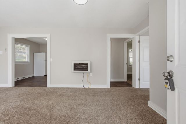 1604 S High St, Columbia, TN 38401