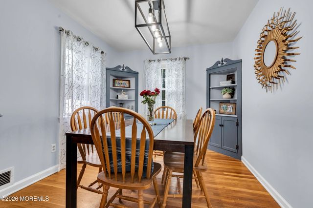 39 Waldon Road, Fanwood, NJ 07023