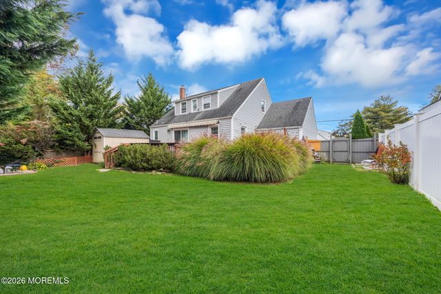 39 Waldon Road, Fanwood, NJ 07023