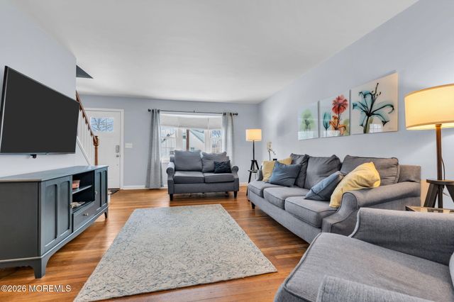 39 Waldon Road, Fanwood, NJ 07023