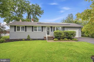 28 PORRECA DR, Millville, NJ 08332